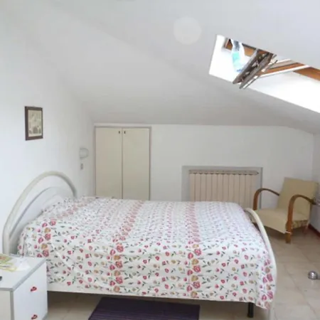 Apartment Mansarda Luminosissima Vicino Al Mare Pesaro
